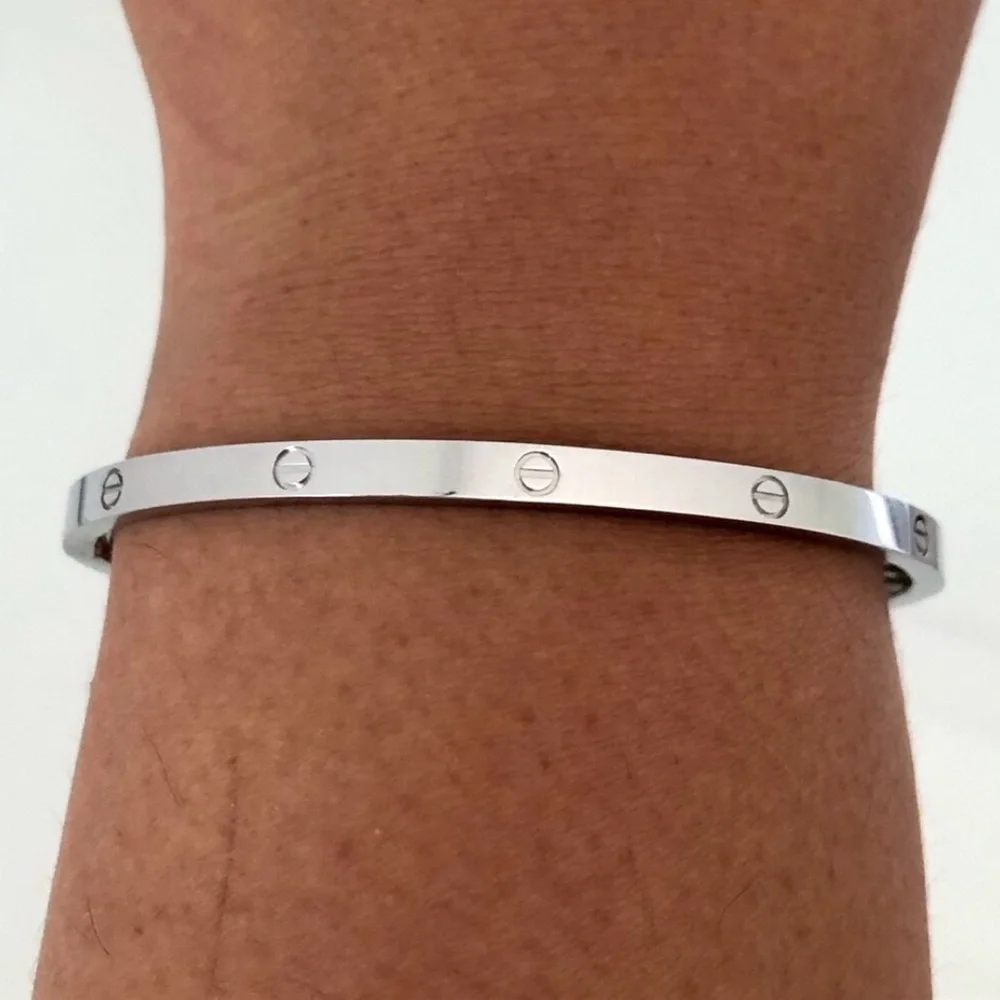 Screw Bracelet Small Model Stainless Steel.